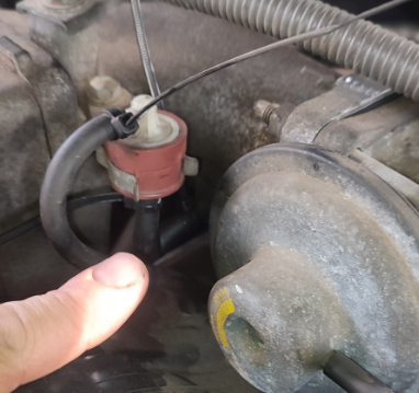 How a Kinked Vacuum Hose Can Cause Turbocharger Lag and Boost Issues